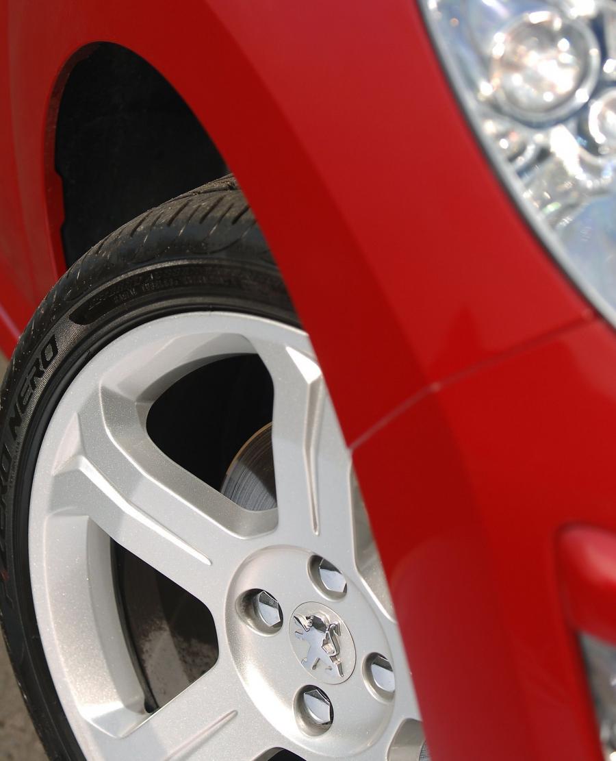  Peugeot 308 GT 2008 года  (фото 75 из 101)